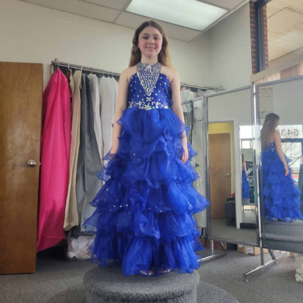 Gown
